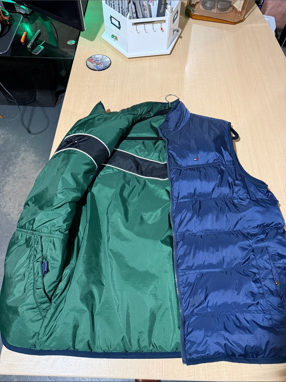 Tommy Hilfiger Reversible Puffer Vest in Navy & Green